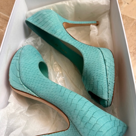 Christian Dior Miss Dior Peep Toe Platform Pump, Python Nabuck,39, Aquamarine - Picture 8 of 10